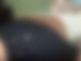 thickfreakylatina's Live Sex Cam Show