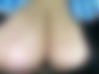 thickfreakylatina's Live Sex Cam Show