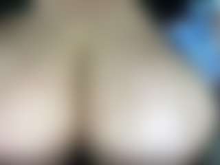 thickfreakylatina's Live Sex Cam Show