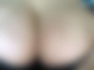 thickfreakylatina's Live Sex Cam Show