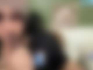 thickfreakylatina's Live Sex Cam Show