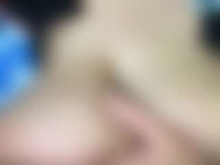 thickfreakylatina's Live Sex Cam Show