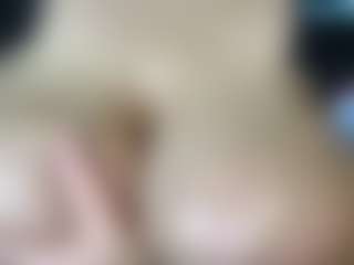 thickfreakylatina's Live Sex Cam Show