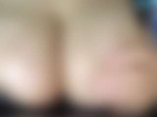 thickfreakylatina's Live Sex Cam Show