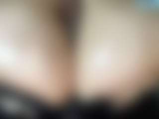 thickfreakylatina's Live Sex Cam Show