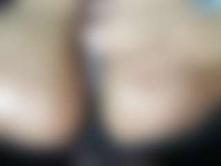 thickfreakylatina's Live Sex Cam Show