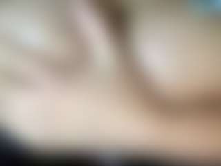 thickfreakylatina's Live Sex Cam Show