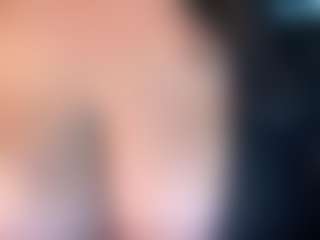 thickfreakylatina's Live Sex Cam Show