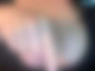 thickfreakylatina's Live Sex Cam Show