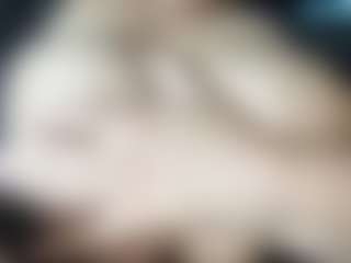 thickfreakylatina's Live Sex Cam Show