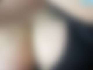 thickfreakylatina's Live Sex Cam Show