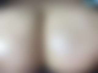 thickfreakylatina's Live Sex Cam Show