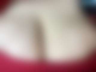 thickfreakylatina's Live Sex Cam Show
