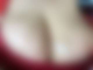thickfreakylatina's Live Sex Cam Show