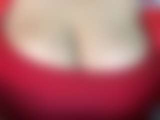 thickfreakylatina's Live Sex Cam Show