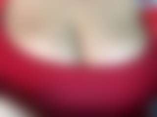 thickfreakylatina's Live Sex Cam Show