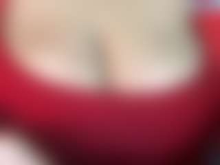 thickfreakylatina's Live Sex Cam Show