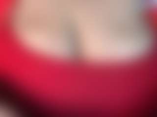 thickfreakylatina's Live Sex Cam Show