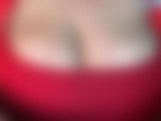 thickfreakylatina's Live Sex Cam Show