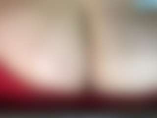 thickfreakylatina's Live Sex Cam Show