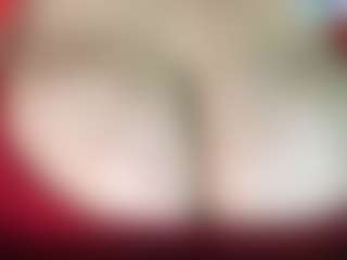 thickfreakylatina's Live Sex Cam Show