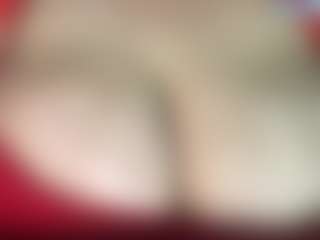 thickfreakylatina's Live Sex Cam Show