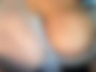 thickfreakylatina's Live Sex Cam Show