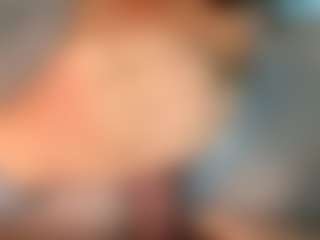 thickfreakylatina's Live Sex Cam Show