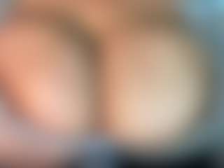 thickfreakylatina's Live Sex Cam Show