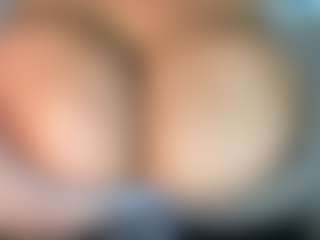 thickfreakylatina's Live Sex Cam Show