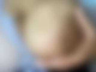thickfreakylatina's Live Sex Cam Show