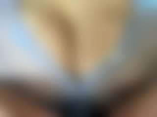 thickfreakylatina's Live Sex Cam Show