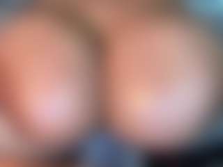 thickfreakylatina's Live Sex Cam Show
