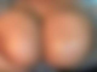 thickfreakylatina's Live Sex Cam Show