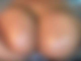 thickfreakylatina's Live Sex Cam Show