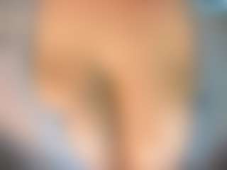 thickfreakylatina's Live Sex Cam Show