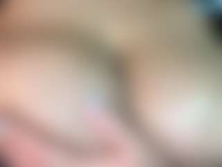 thickfreakylatina's Live Sex Cam Show