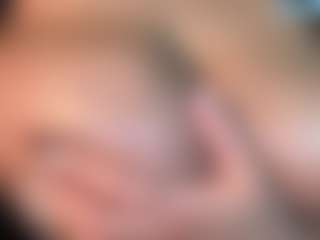 thickfreakylatina's Live Sex Cam Show