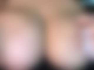 thickfreakylatina's Live Sex Cam Show
