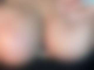 thickfreakylatina's Live Sex Cam Show