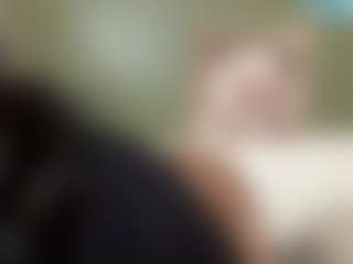thickfreakylatina's Live Sex Cam Show