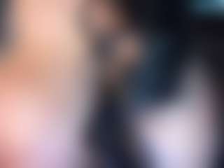 thickfreakylatina's Live Sex Cam Show