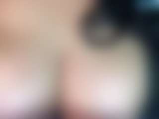 Live cam show with thickfreakylatina - Flashing on Cam Slut