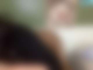 thickfreakylatina's Live Sex Cam Show