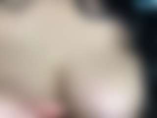 thickfreakylatina's Live Sex Cam Show