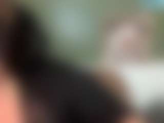 thickfreakylatina's Live Sex Cam Show