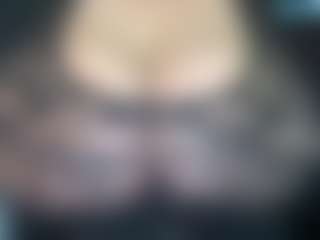 Live cam show with thickfreakylatina - Fetish Curvy on Soda Cam
