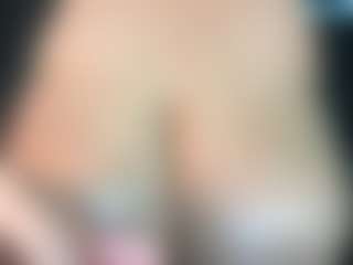 thickfreakylatina's Live Sex Cam Show