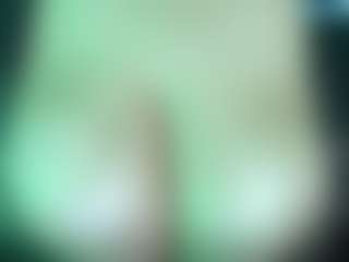 thickfreakylatina's Live Sex Cam Show