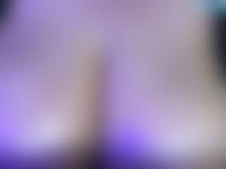 thickfreakylatina's Live Sex Cam Show
